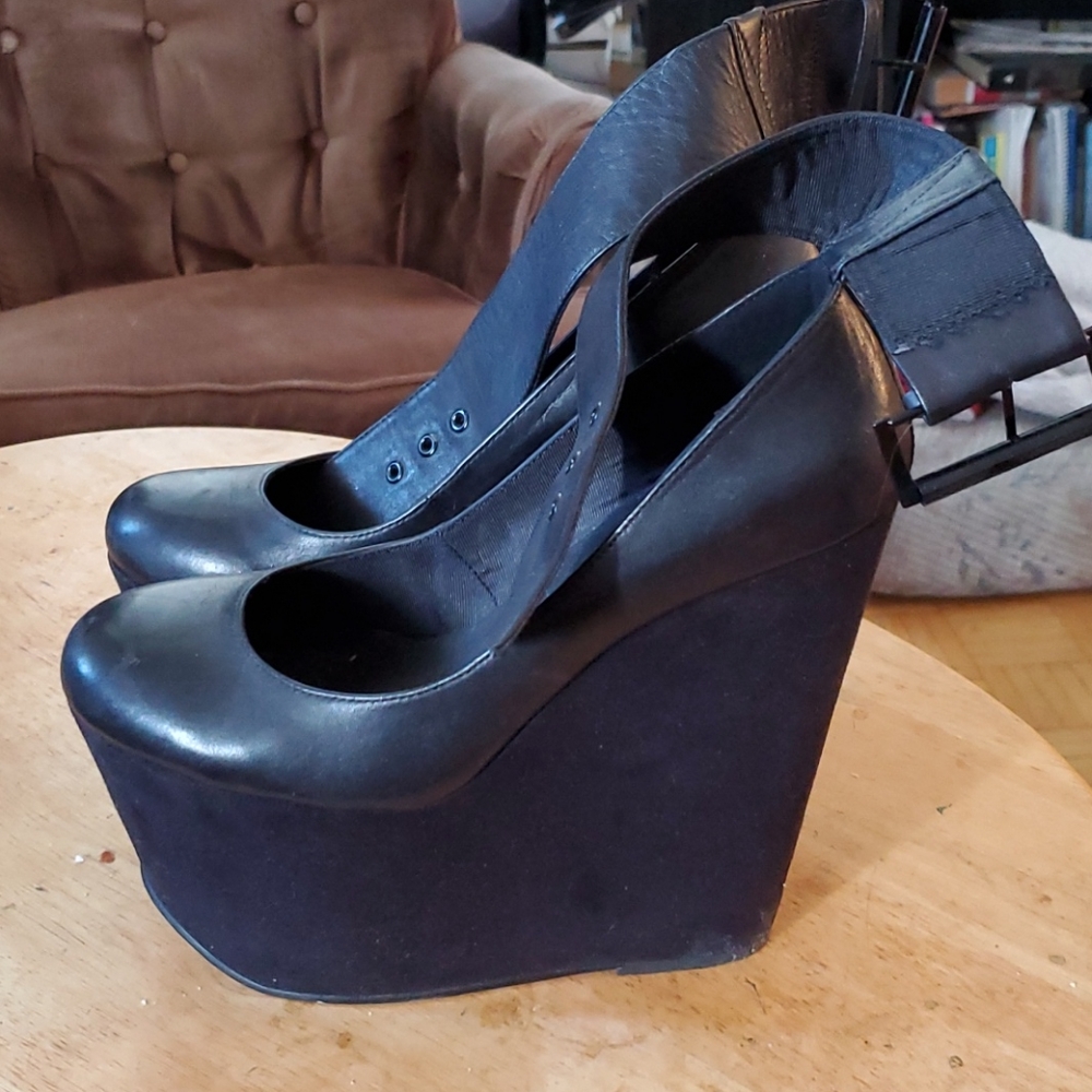 Topshop Wedge Heels, extreme platform, black
